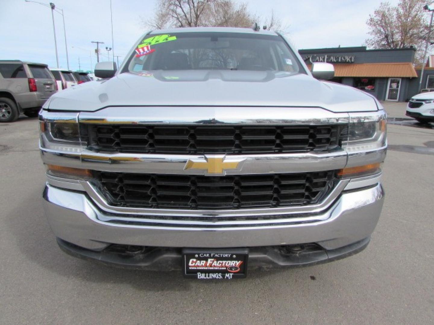 2017 Silver /Gray Chevrolet Silverado 1500 LT (1GCVKREC1HZ) with an 5.3 V8 engine, 6 speed automatic transmission, located at 4562 State Avenue, Billings, MT, 59101, (406) 896-9833, 45.769516, -108.526772 - Photo#5